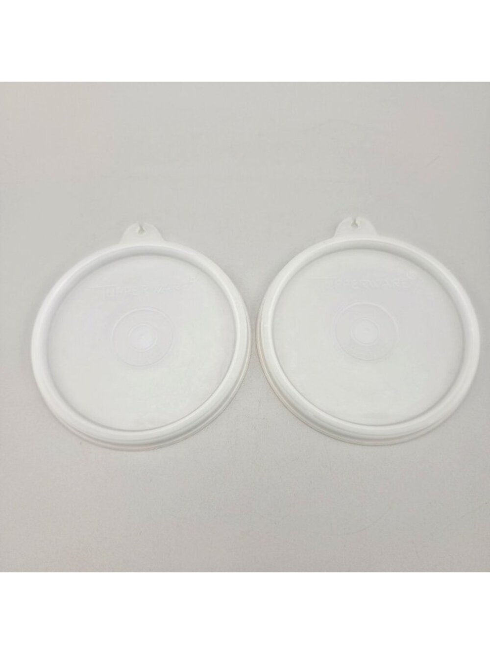 Tupperware White Round Replacement Seals 733 Lids Set Of 2 Made In USA